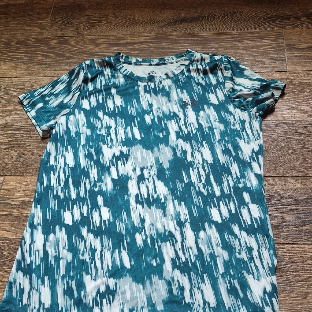LG Green and White Short Sleeve Tee